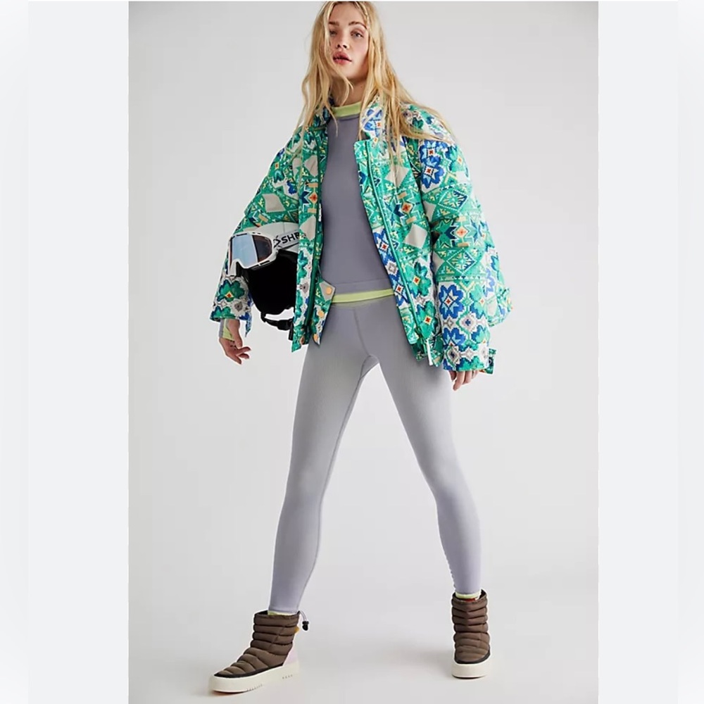 Free People Bunny Slope Printed Puffer size Small